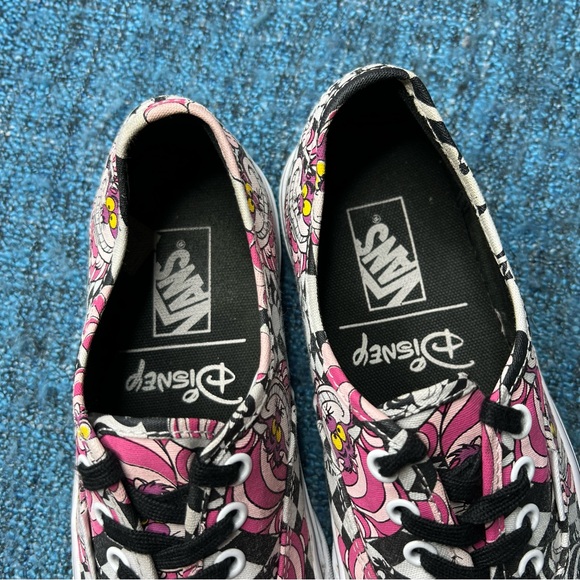 RARE Vans x Disney Alice in Wonderland Cheshire Cat Authentic Sneakers - Picture 4 of 9
